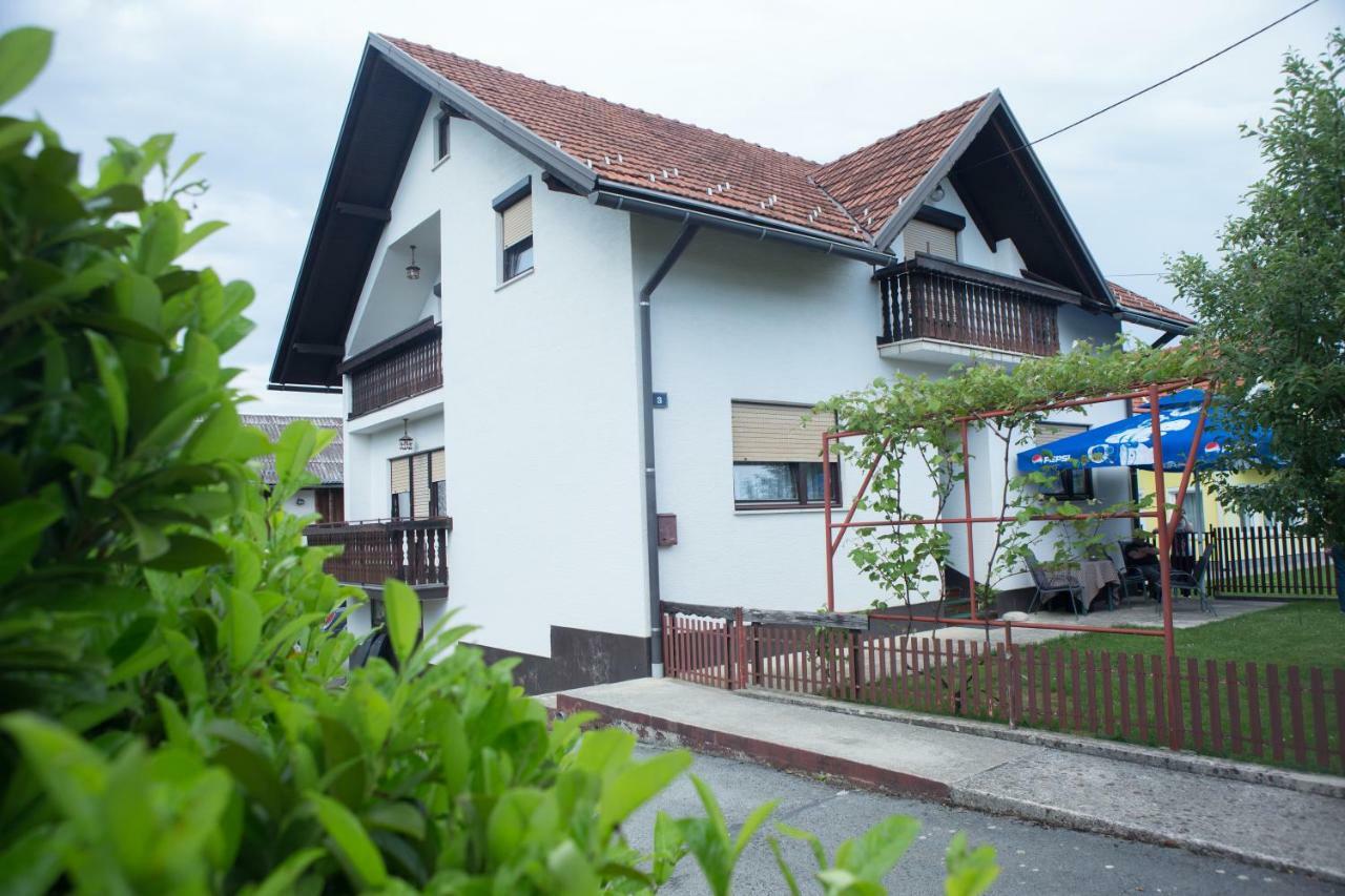 Apartman Dubravcic Apartment Otocac Luaran gambar
