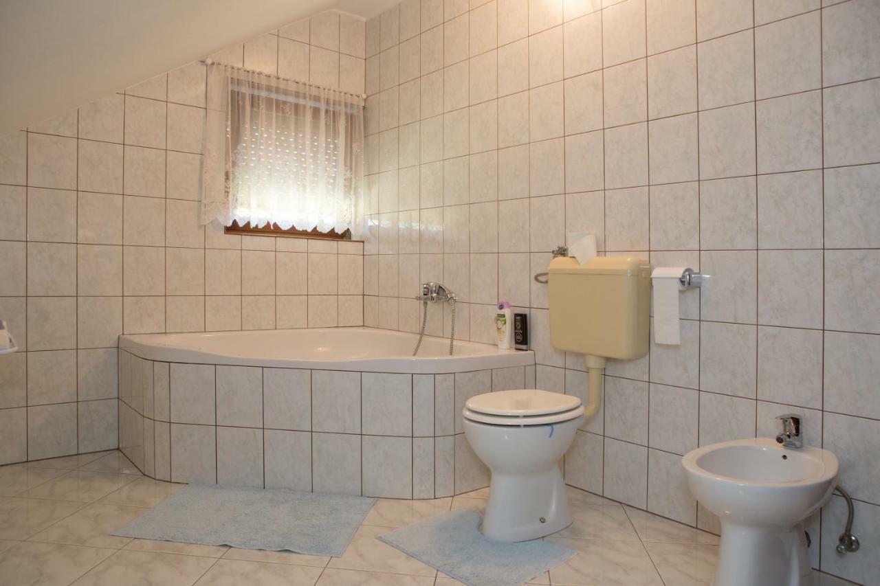 Apartman Dubravcic Apartment Otocac Luaran gambar