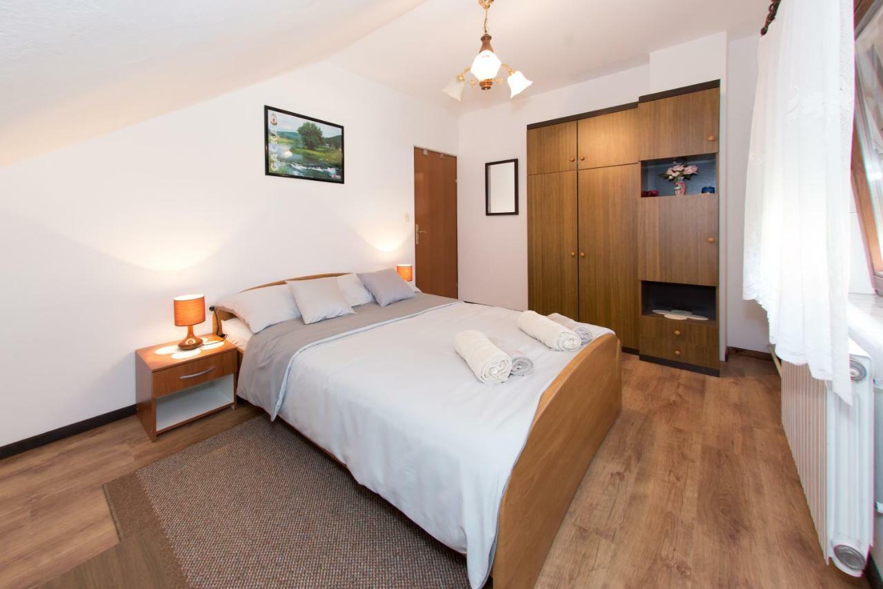Apartman Dubravcic Apartment Otocac Luaran gambar
